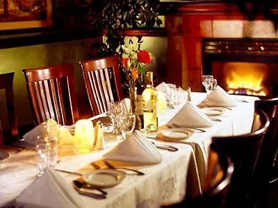 Four Points By Sheraton Hotel & Suites Calgary West